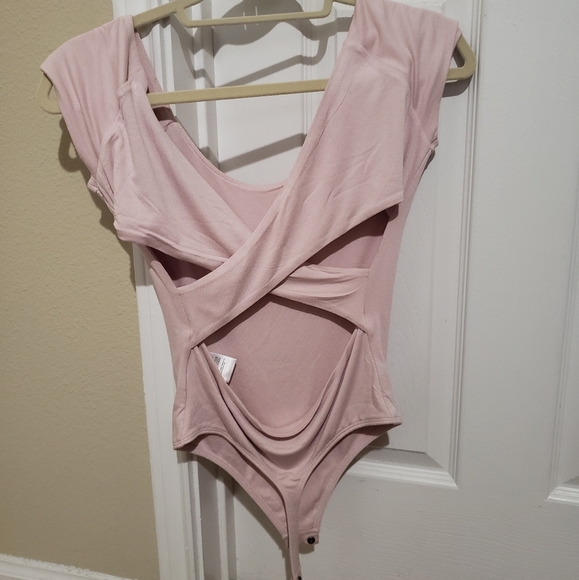 Express Light Pink Strappy Bodysuit. NEVER WORN - Picture 2 of 2